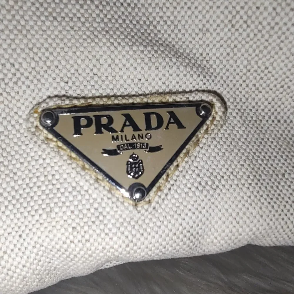 Prada Canapa sunburst large EUC COA